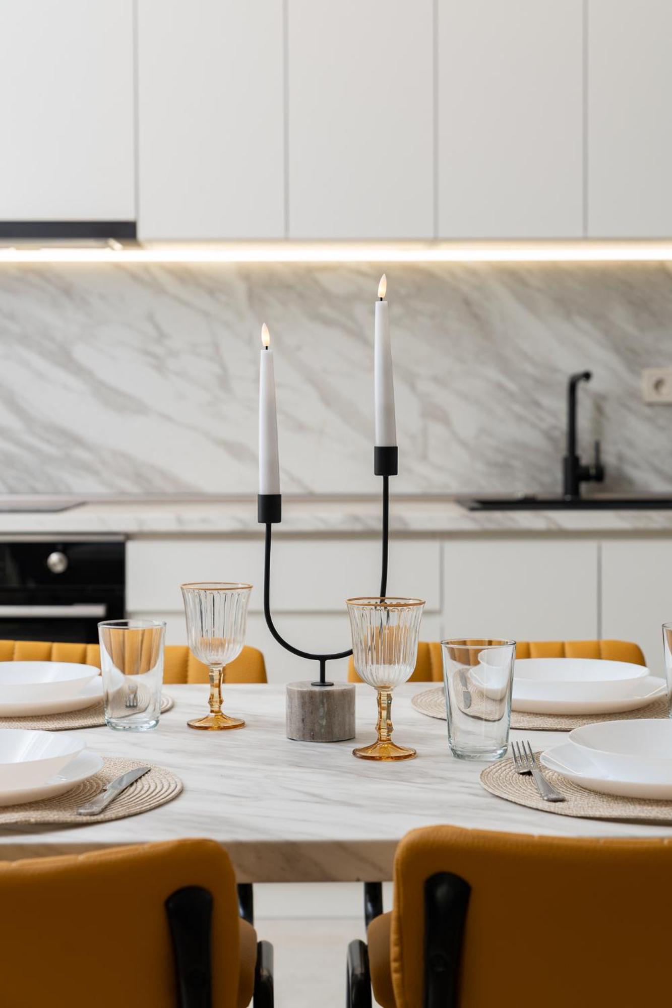 Bright & Sunny Stylish Apt With 2Bdr And 2Bth Sofia Bagian luar foto